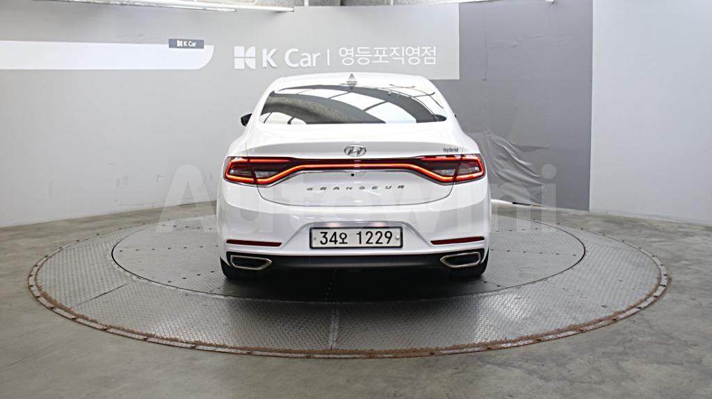 2019 HYUNDAI GRANDEUR IG HYBRID AZERA EXCLUSIVE - 9