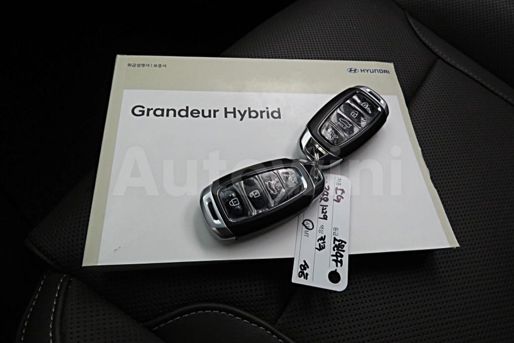 2019 HYUNDAI GRANDEUR IG HYBRID AZERA EXCLUSIVE - 17