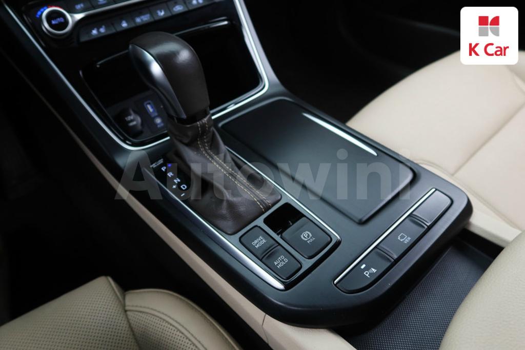 2019 HYUNDAI GRANDEUR IG HYBRID AZERA PREMIUM - 16
