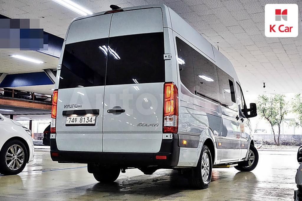 KMJUG17RPJC001544 2018 HYUNDAI SOLATI 15 SEATS-2