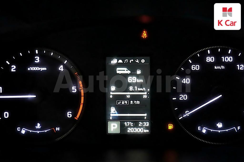 2018 HYUNDAI SOLATI 15 SEATS - 9