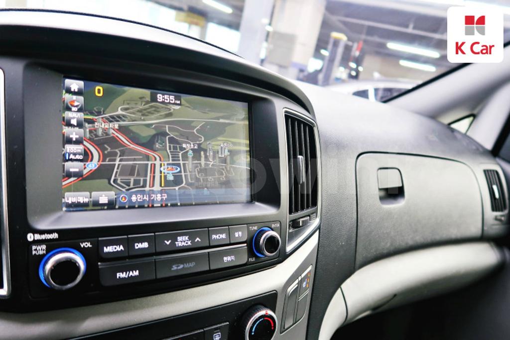 2017 HYUNDAI GRAND STAREX H-1 3 SEATS LPI VAN - 15