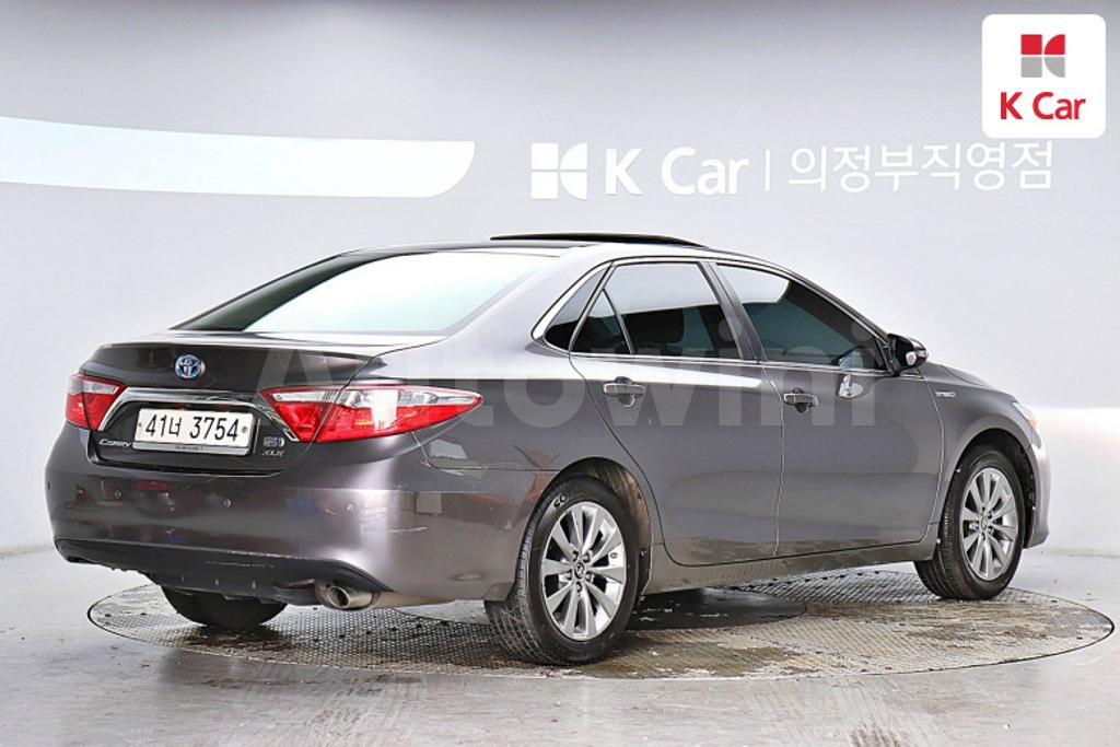 4T1BD1FK7HU227715 2017 TOYOTA  CAMRY HYBRID XLE-2