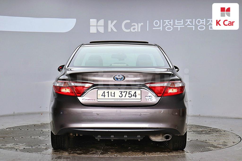 4T1BD1FK7HU227715 2017 TOYOTA  CAMRY HYBRID XLE-3