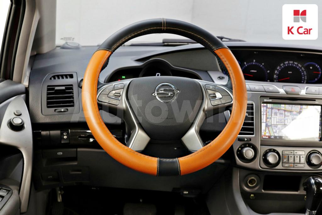 2016 SSANGYONG KORANDO TURISMO 2WD TX 11 SEATS - 8