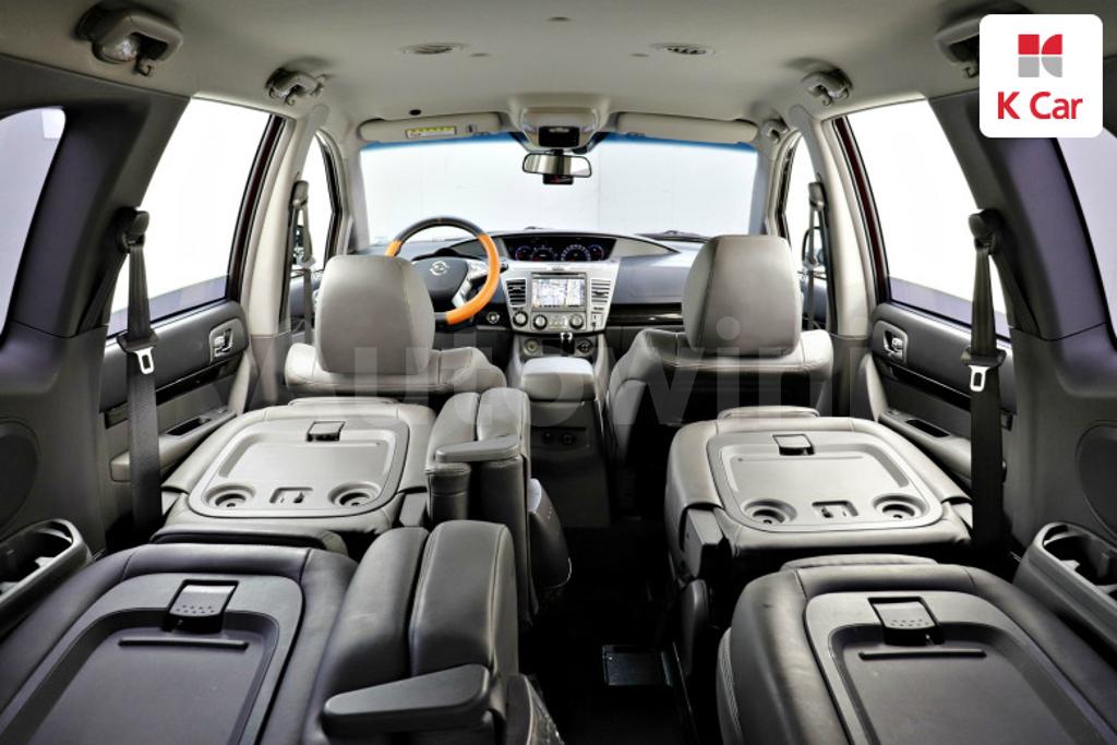 2016 SSANGYONG KORANDO TURISMO 2WD TX 11 SEATS - 11