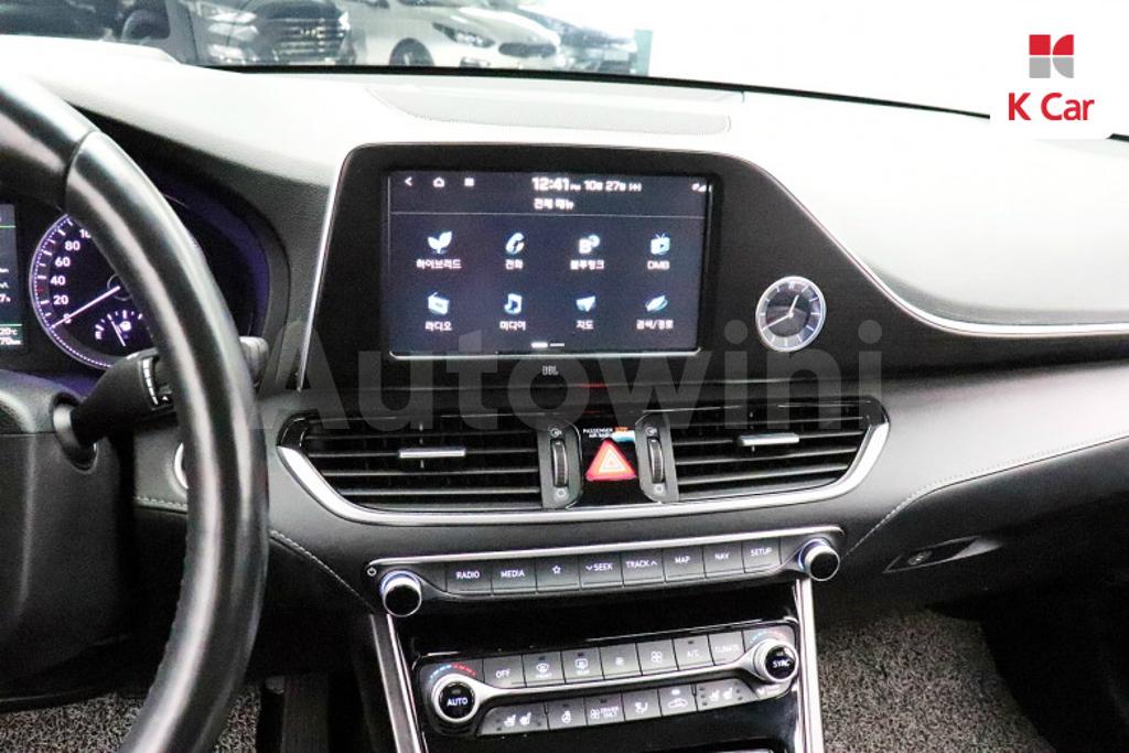2018 HYUNDAI GRANDEUR IG HYBRID AZERA EXCLUSIVE - 9