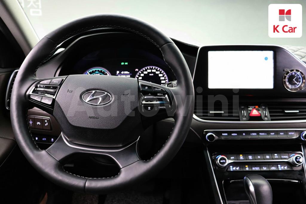 2018 HYUNDAI GRANDEUR IG HYBRID AZERA EXCLUSIVE - 10