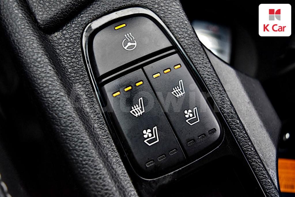 2018 KIA NIRO PRESTIGE - 15