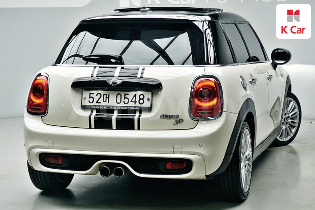 2016 MINI COOPER SD BASIC - 2