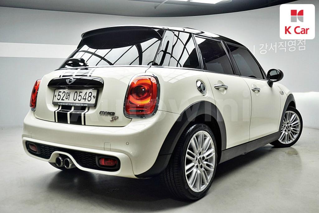 2016 MINI COOPER SD BASIC - 4