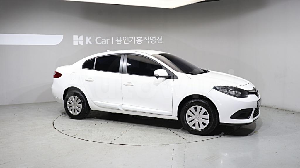 2017 RENAULT SAMSUNG SM3 NEO PE - 11