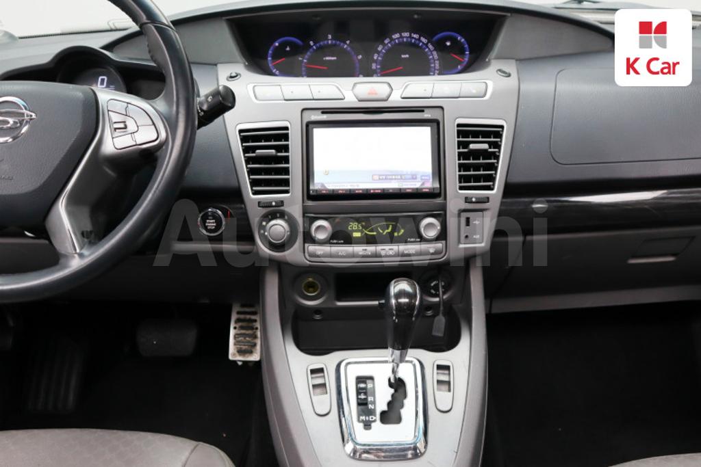 2016 SSANGYONG KORANDO TURISMO 4WD TX 9 SEATS - 8