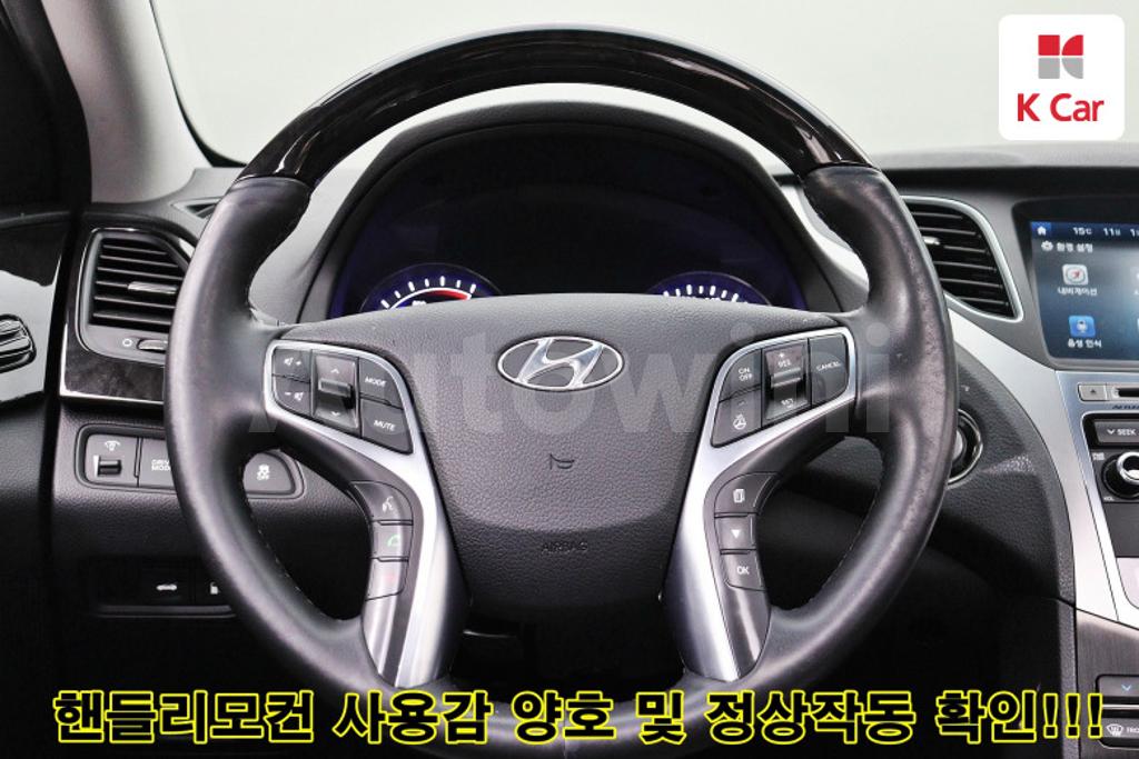 2016 HYUNDAI GRANDEUR HG AZERA PREMIUM - 18