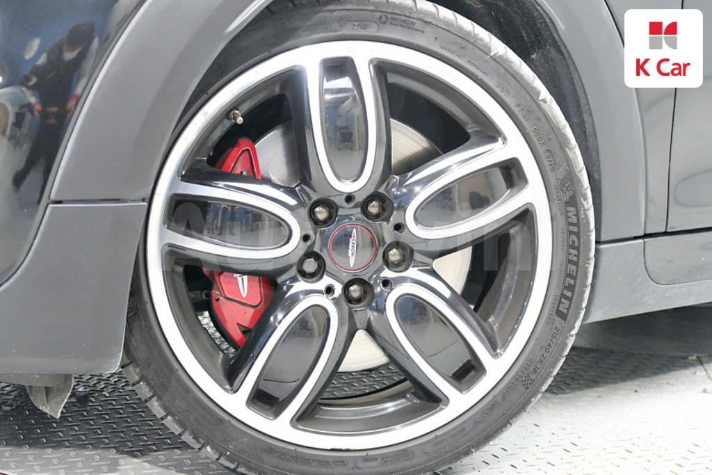 2016 MINI COOPER S JCW - 19