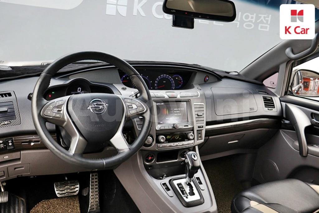 2016 SSANGYONG KORANDO TURISMO 4WD RX 9 SEATS - 19