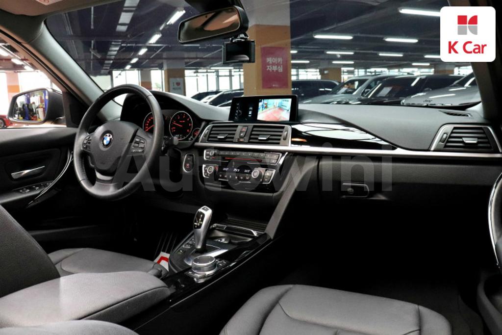 2017 BMW 3 SERIES F30  320D - 9