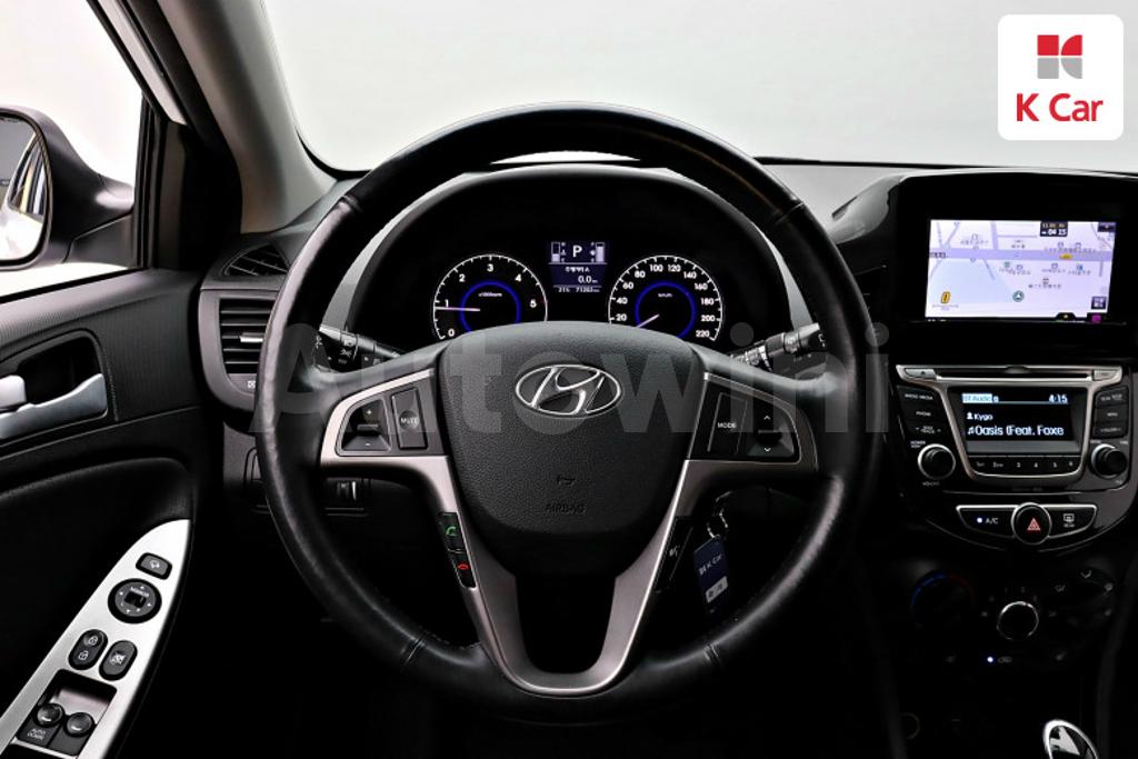 2017 HYUNDAI ACCENT  WIT DIESEL 1.6 VGT MORDERN - 7