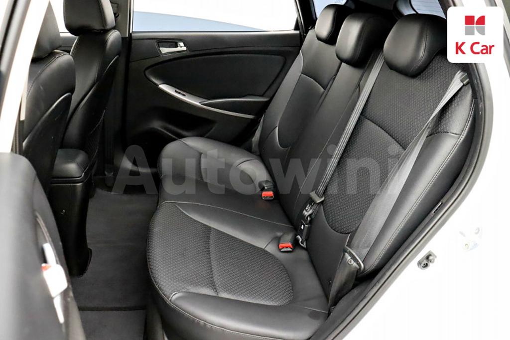 2017 HYUNDAI ACCENT  WIT DIESEL 1.6 VGT MORDERN - 16