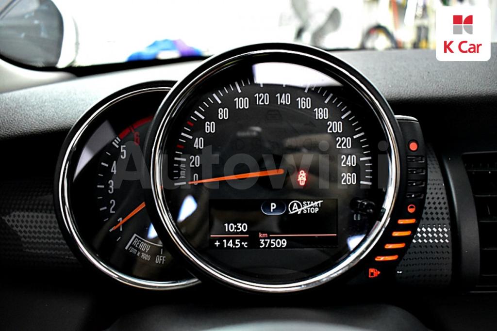 2016 MINI COOPER D MID - 8