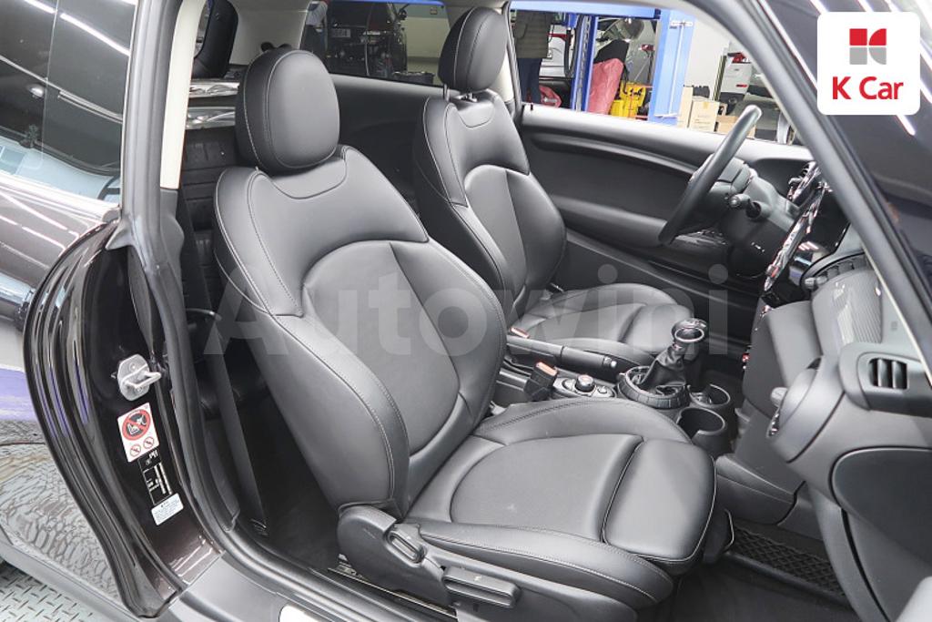 2016 MINI COOPER D MID - 17