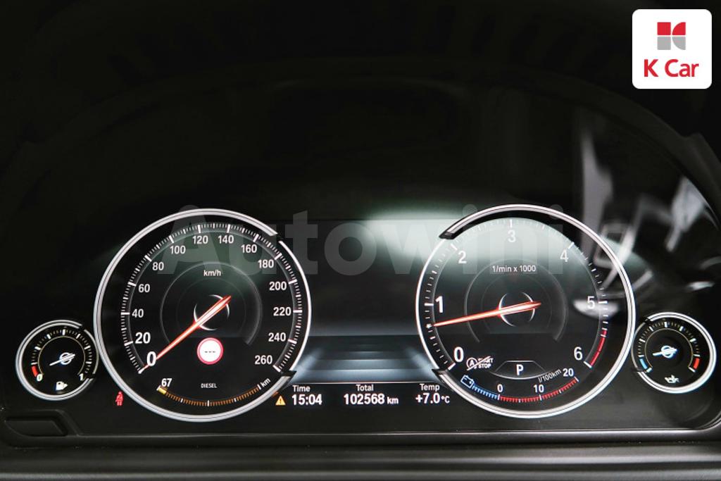 2015 BMW 5 SERIES F10  530D XDRIVE M AERO DYNAMIC - 14