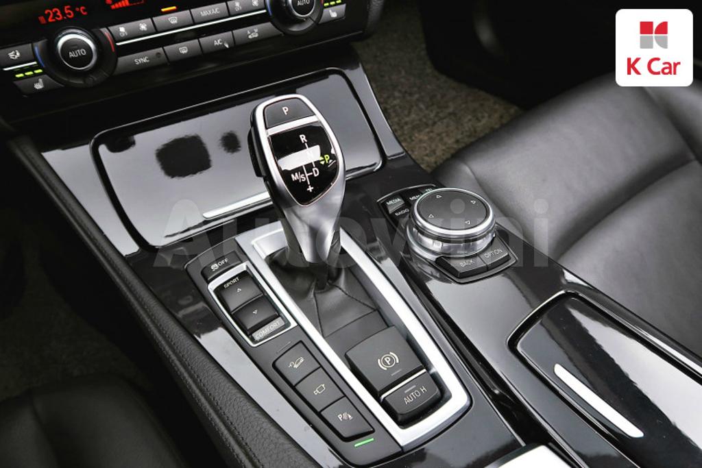 2015 BMW 5 SERIES F10  530D XDRIVE M AERO DYNAMIC - 16