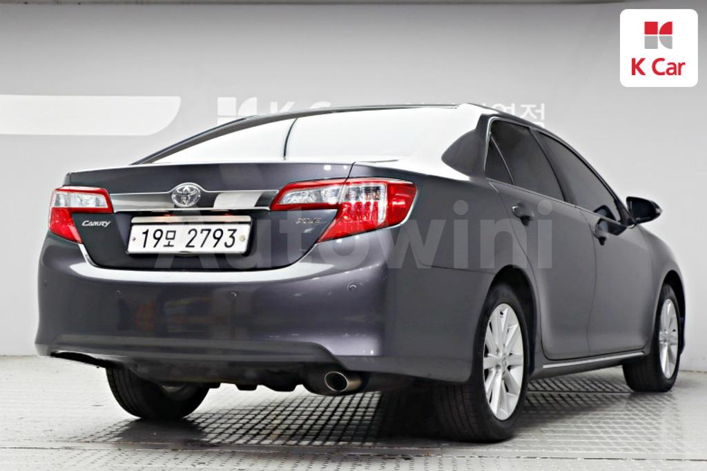 4T1BF1FK5DU661135 2013 TOYOTA  CAMRY 2.5 XLE-2