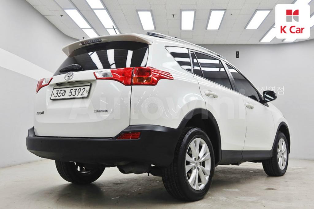 JTMYFREV1ED028965 2014 TOYOTA RAV4 2.5 2WD-3