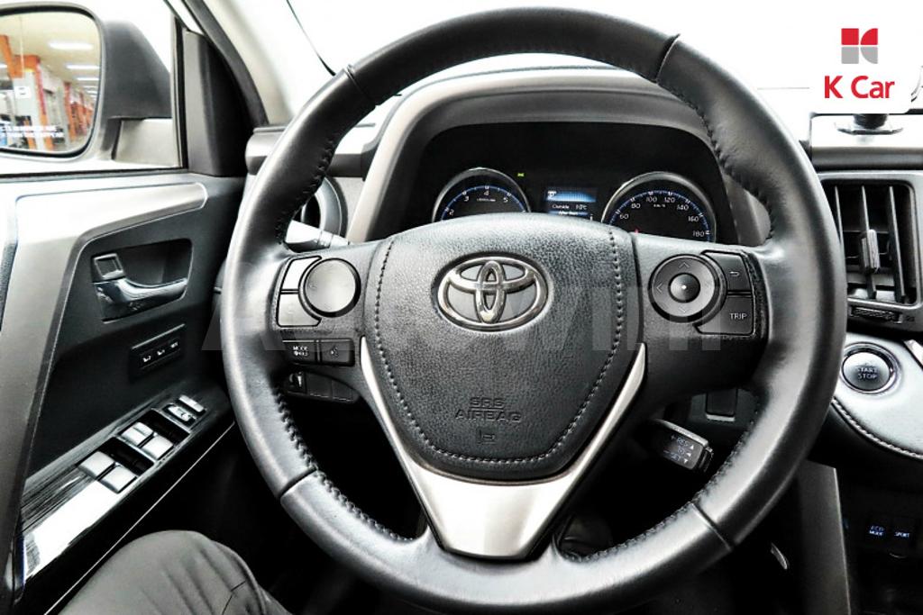 2016 TOYOTA RAV4 2.5 2WD - 7