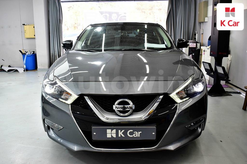 1N4AA6AP2HC397677 2017 NISSAN MAXIMA A36  3.5 PLATINUM-0