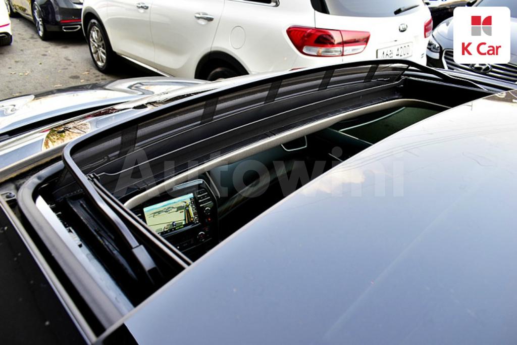 1N4AA6AP2HC397677 2017 NISSAN MAXIMA A36  3.5 PLATINUM-4