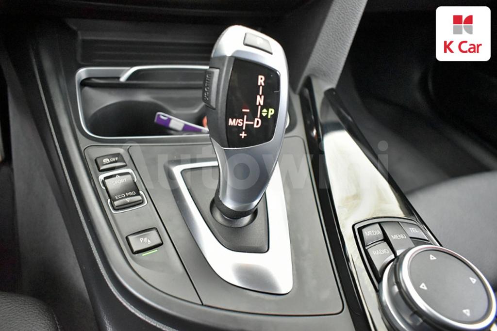 2016 BMW 3 SERIES F30  320D - 12