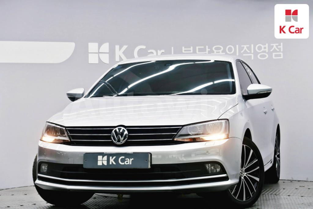 WVWZZZ16ZFM025029 2015 VOLKSWAGEN  JETTA 2.0 TDI BLUE-MOTION-1