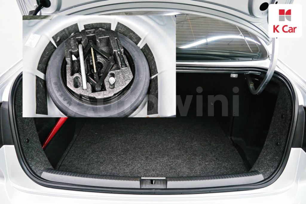 2015 VOLKSWAGEN  JETTA 2.0 TDI BLUE-MOTION - 17