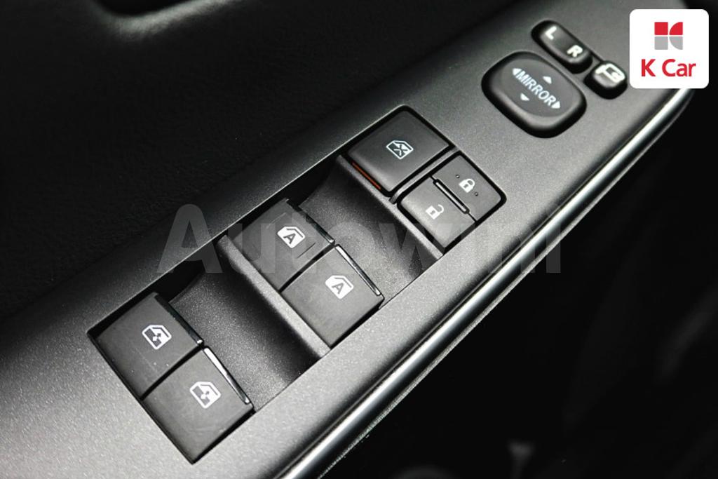 2015 TOYOTA  CAMRY 2.5 XLE - 9