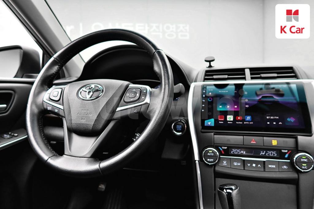 2015 TOYOTA  CAMRY 2.5 XLE - 14