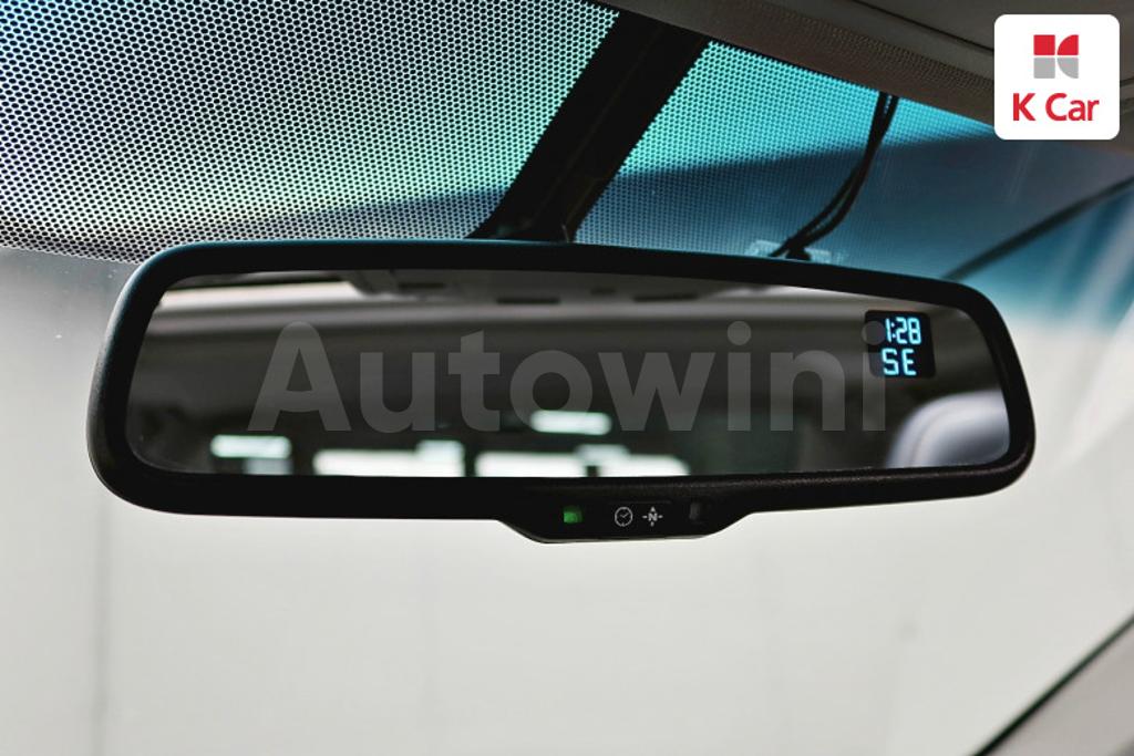 2015 TOYOTA  CAMRY 2.5 XLE - 18