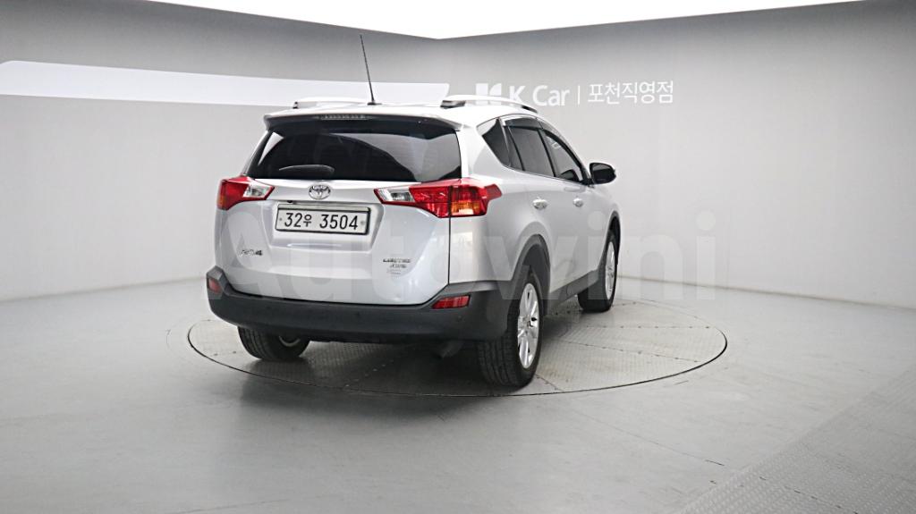 2015 TOYOTA RAV4 2.5 4WD - 10