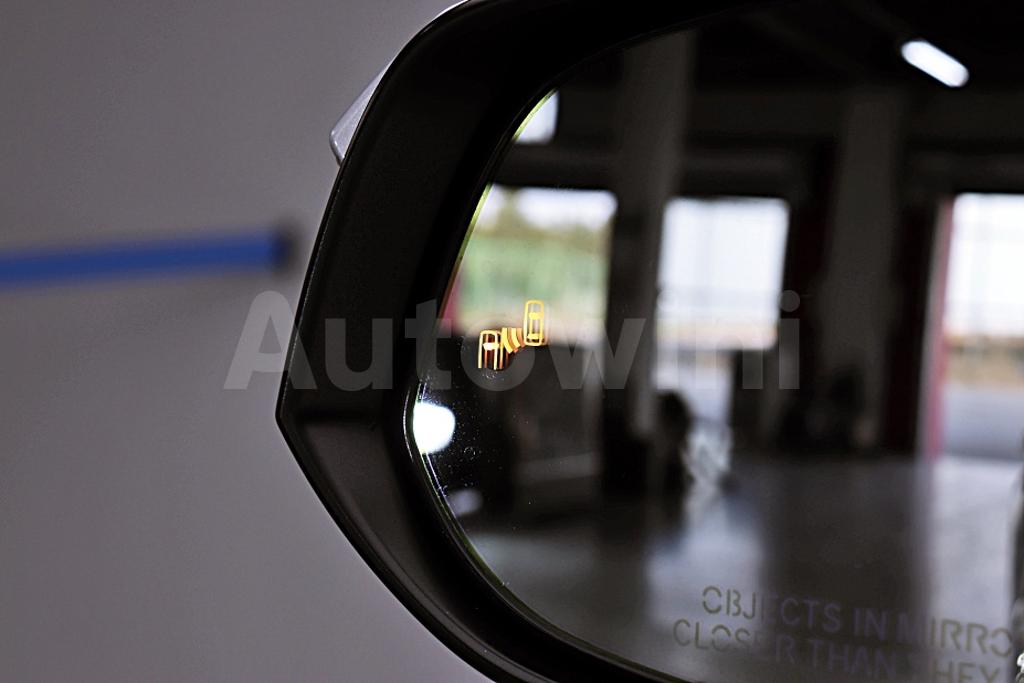 2015 TOYOTA RAV4 2.5 4WD - 31