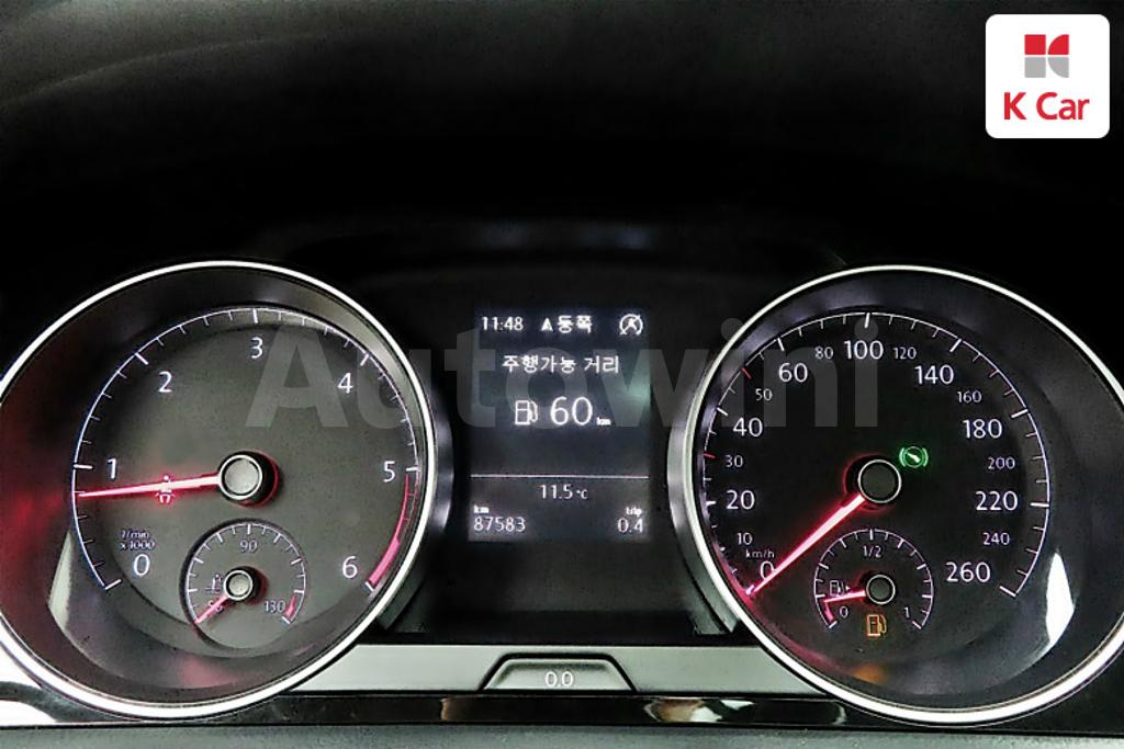 2016 VOLKSWAGEN GOLF 7GEN 2.0 TDI PREMIUM - 18