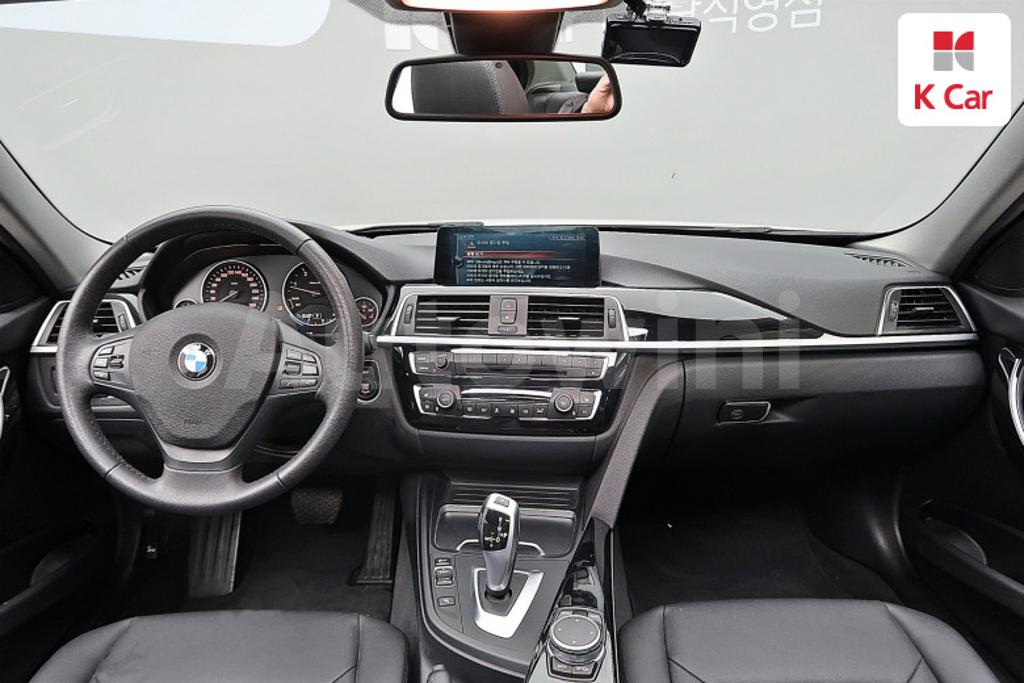 2017 BMW 3 SERIES F30  320D - 8