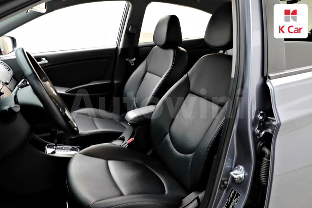2017 HYUNDAI ACCENT  1.6 GDI PREMIUM - 13
