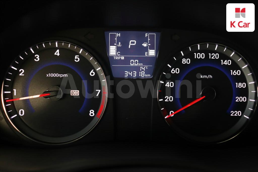 KMHCT41BEHU218548 2017 HYUNDAI ACCENT  1.4 VVT MORDERN-4