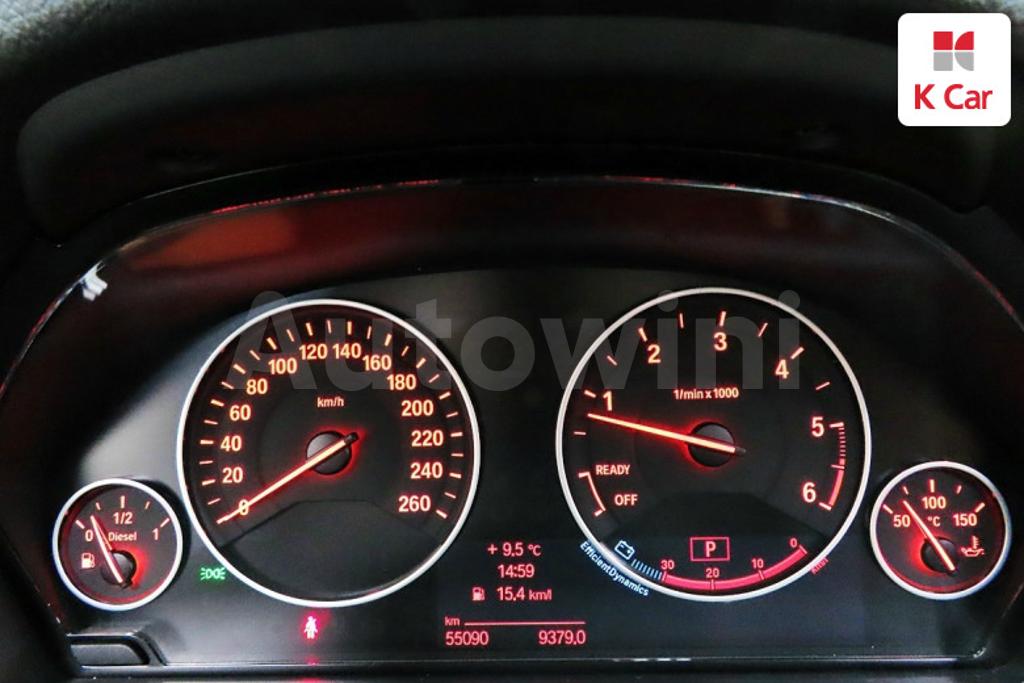 2012 BMW 3 SERIES F30  320D LUXURY - 8