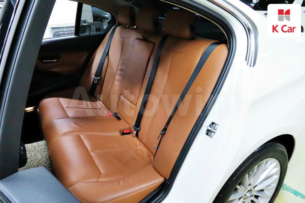 2012 BMW 3 SERIES F30  320D LUXURY - 11