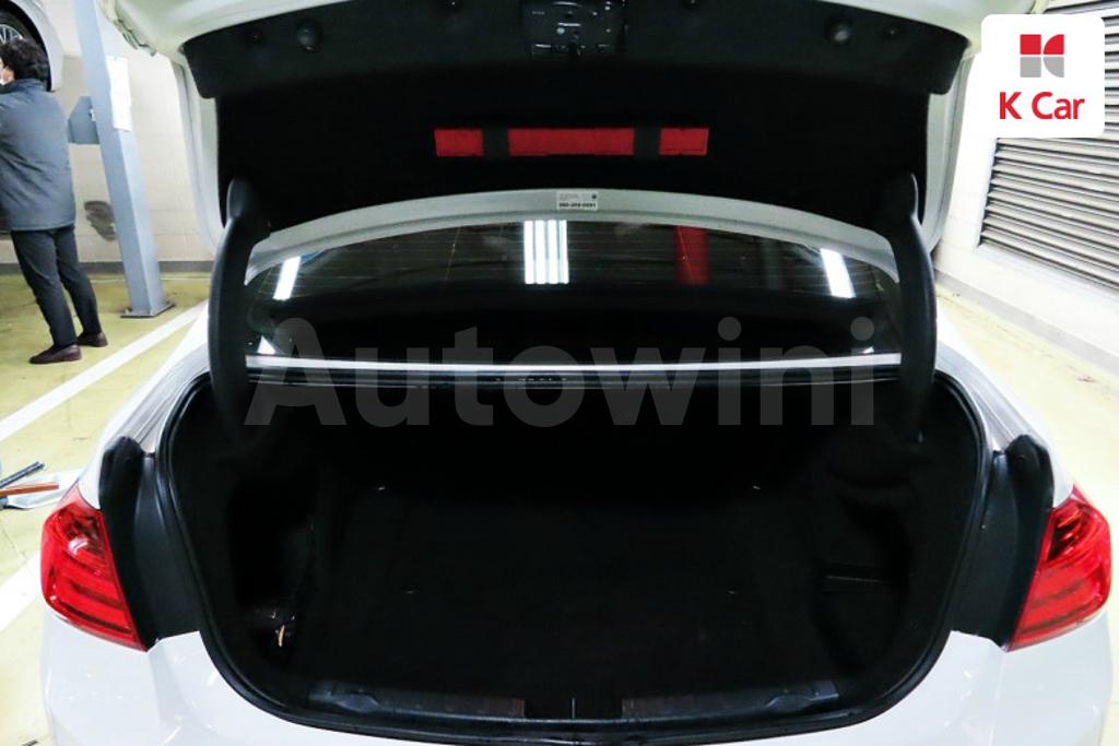 2012 BMW 3 SERIES F30  320D LUXURY - 18