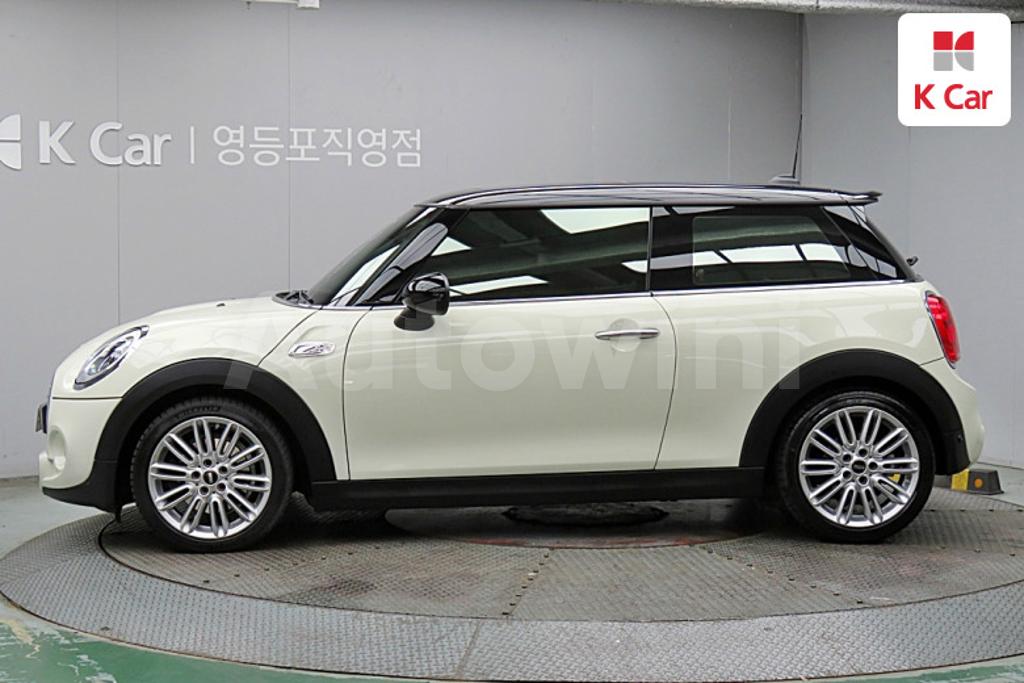 2017 MINI COOPER SD BASIC - 5
