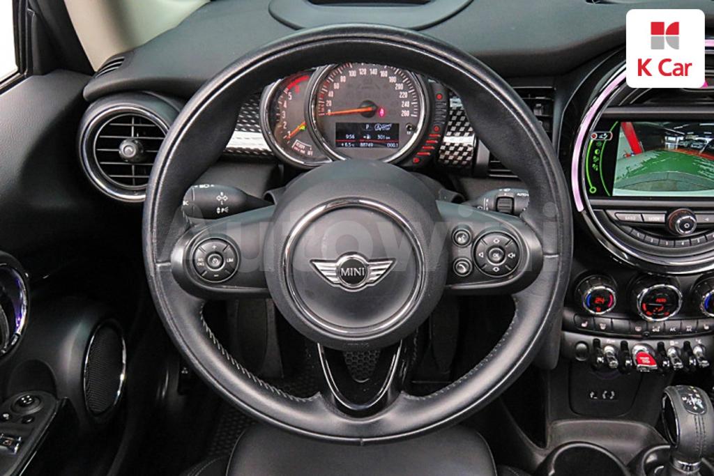 2017 MINI COOPER SD BASIC - 9