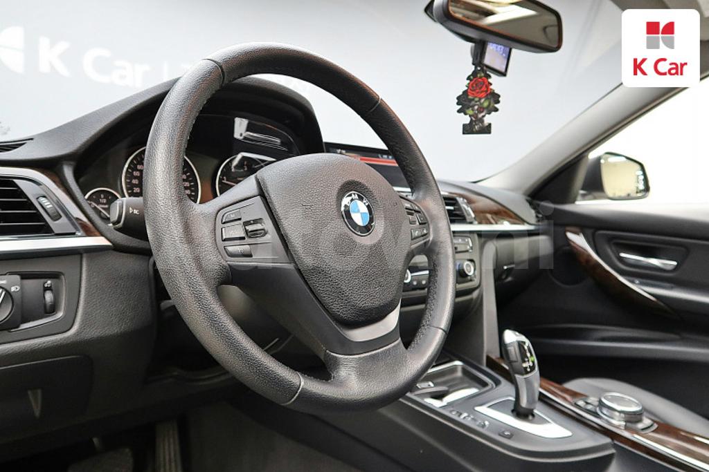 2015 BMW 3 SERIES F30  320D - 14